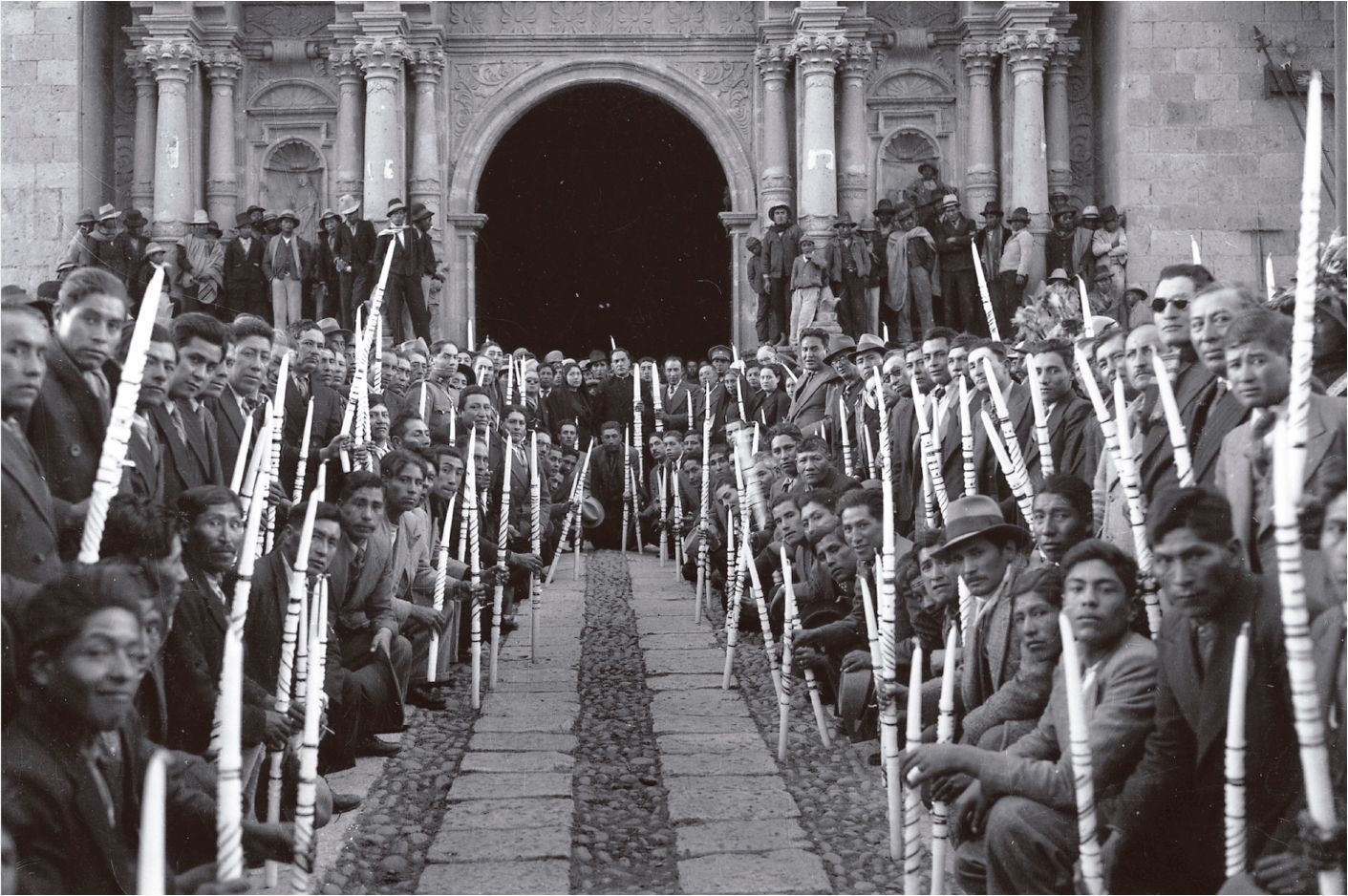 Procesión infinita