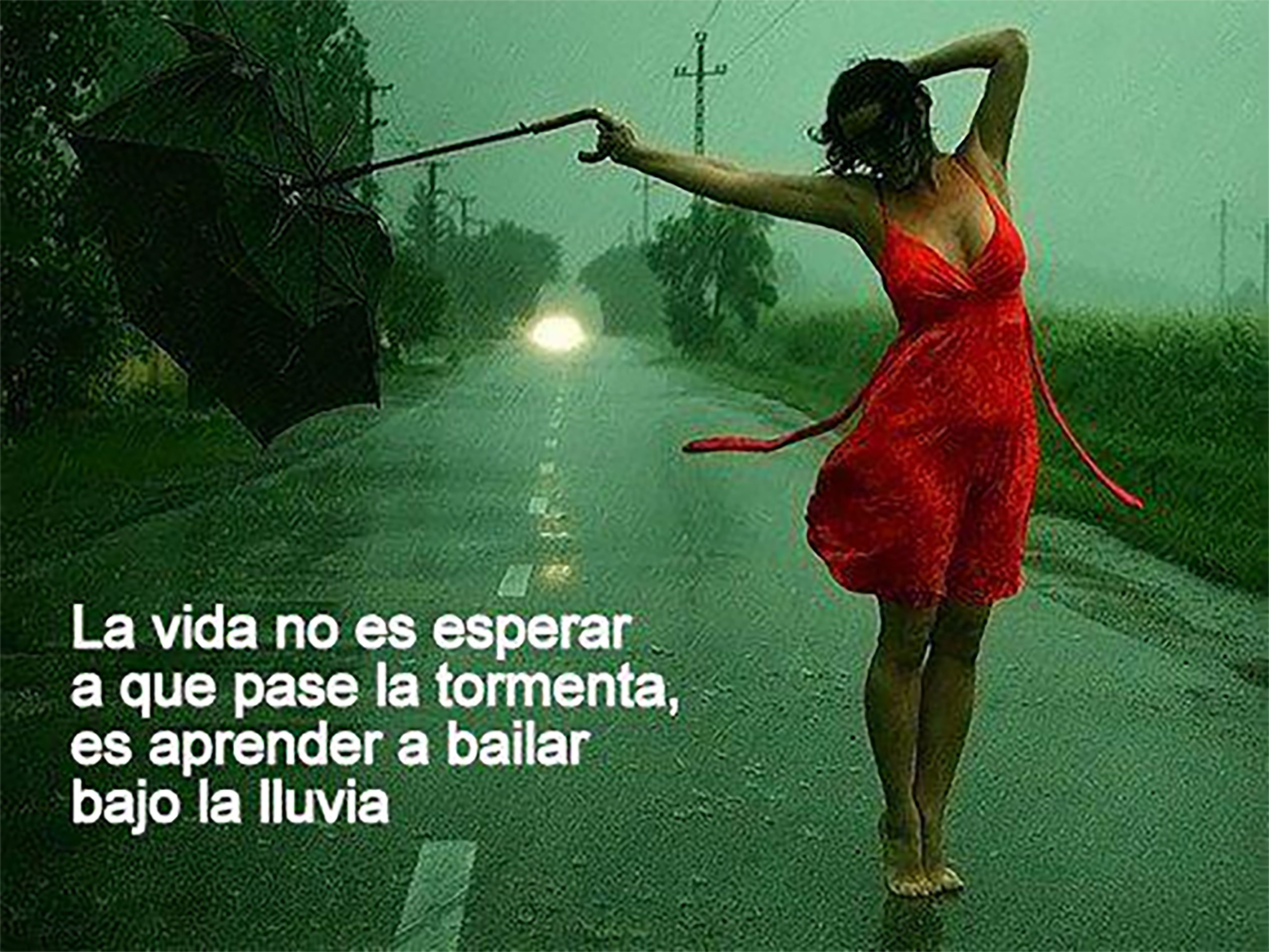 Bailar bajo la lluvia.
