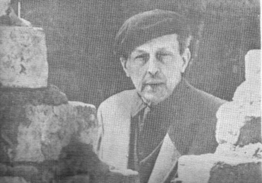 xavier abril f
