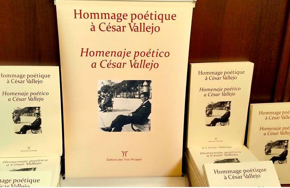 Homenaje bilingüe