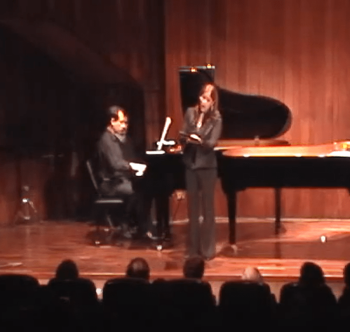 Aldeanita de Carlos Oquendo de Amat: Voz: Ximena Agurto - Piano: Fernando Valcarcel